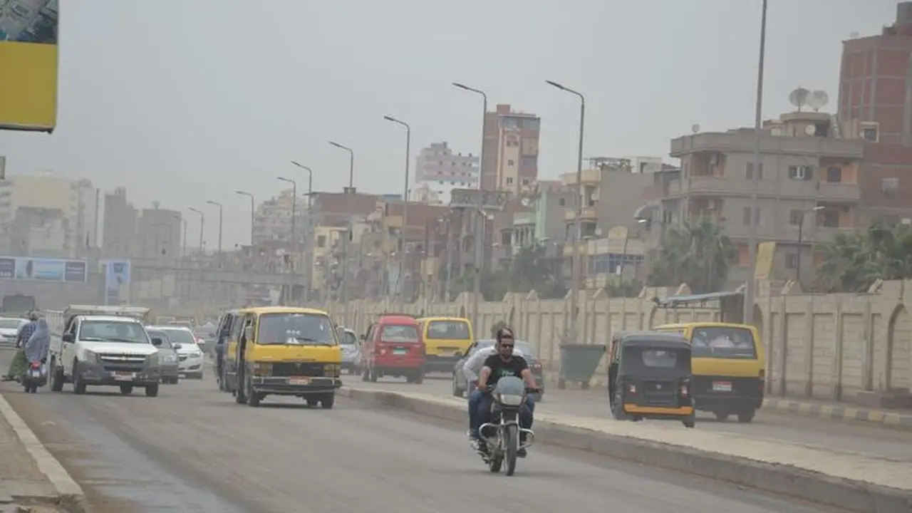 الأرصاد تحذر من نشاط الرياح المثيرة للرمال والأتربة في طقس يوم الأحد